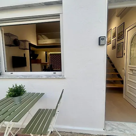 Astera Luxury Loft By Horizon Homes Ofrínio