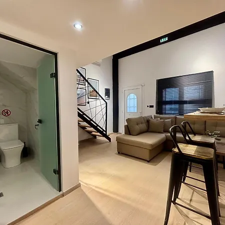 Astera Luxury Loft By Horizon Homes Ofrínion
