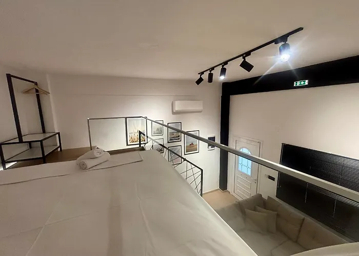 Astera Luxury Loft By Horizon Homes شقة Ofrínion